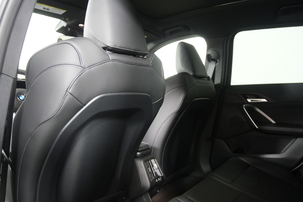 Thumbnail: 2026 BMW X1 - 16