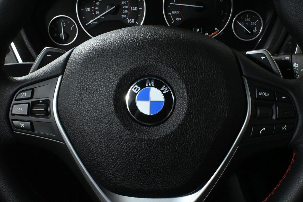 2019 BMW 3 Series 330i xDrive 19
