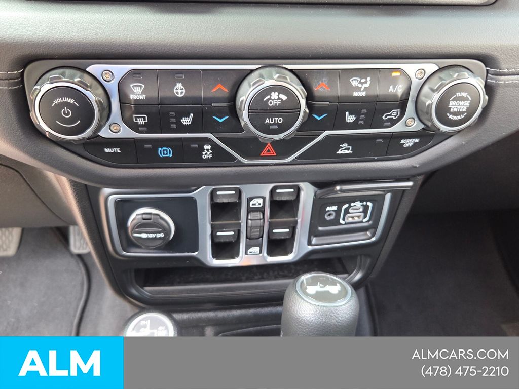 Used 2025 Red Jeep Sahara 4xe image 22