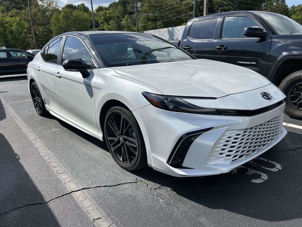 White (Wind Chill Pearl) 2025 Toyota Camry Sedan Front-Wheel Drive Continuously Variable Transmission