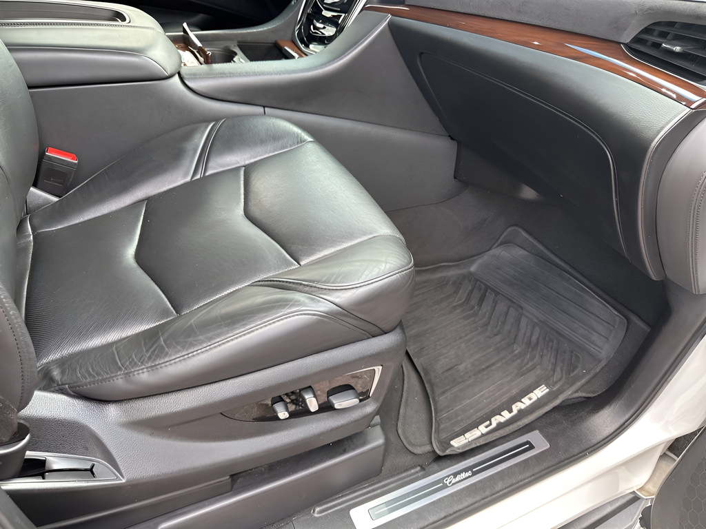 Used Car 2019 Cadillac Escalade Esv  Luxury For Sale Under $30,000 In Austin, Texas