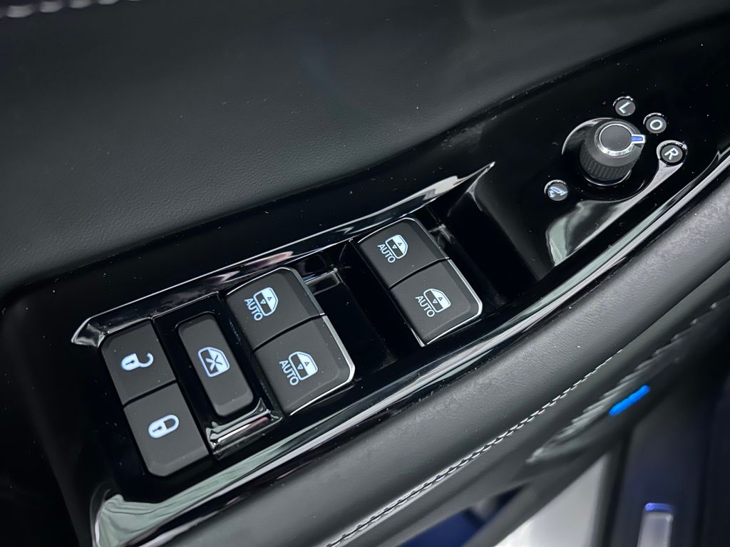 used 2023 Jeep Grand Cherokee L car, priced at $39,239