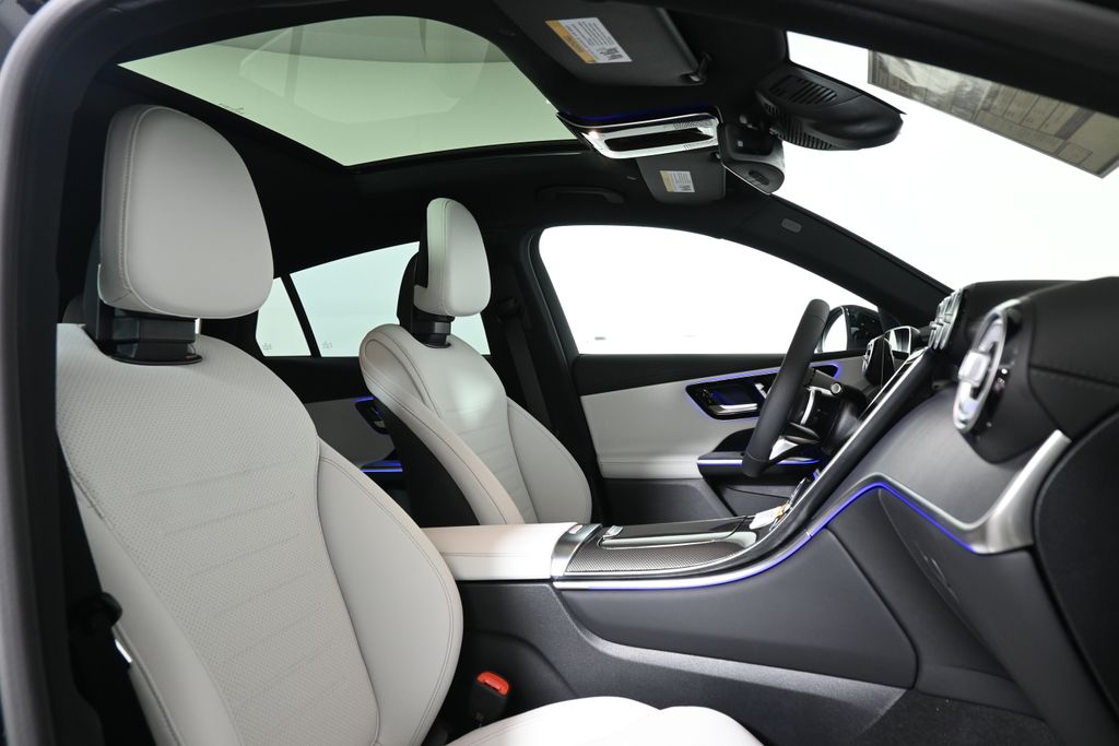 2025 Mercedes-Benz GLC 300 20