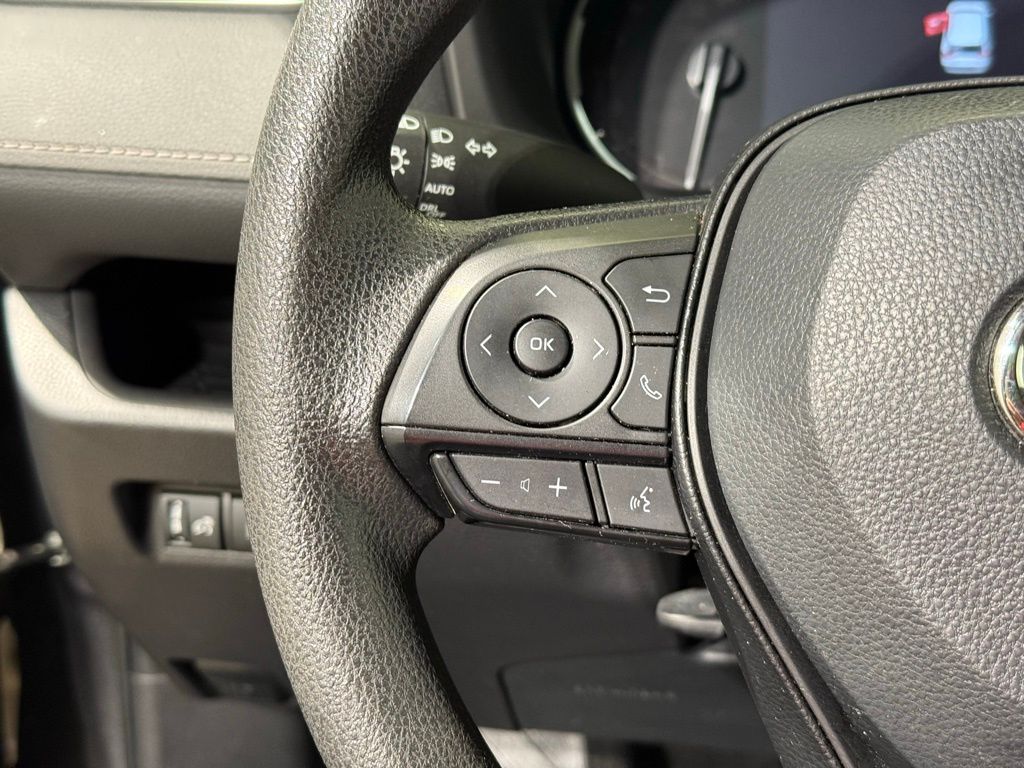 Thumbnail: 2024 Toyota RAV4 - 23