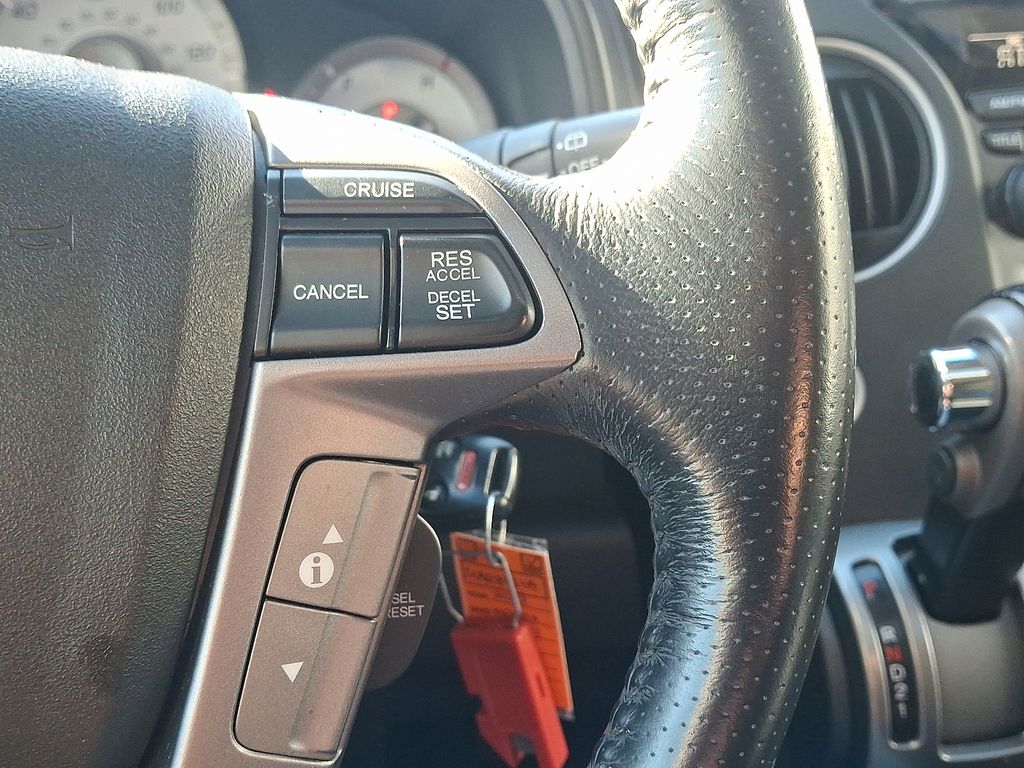 Thumbnail: 2012 Honda Pilot - 22