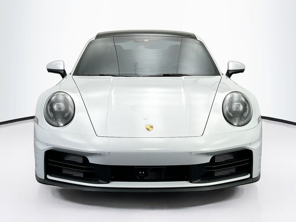 Thumbnail: 2025 Porsche 911 - 10