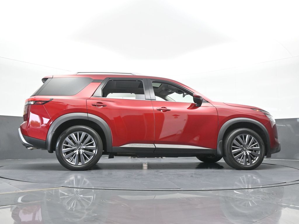 Used 2024 Scarlet Ember Nissan SL image 75