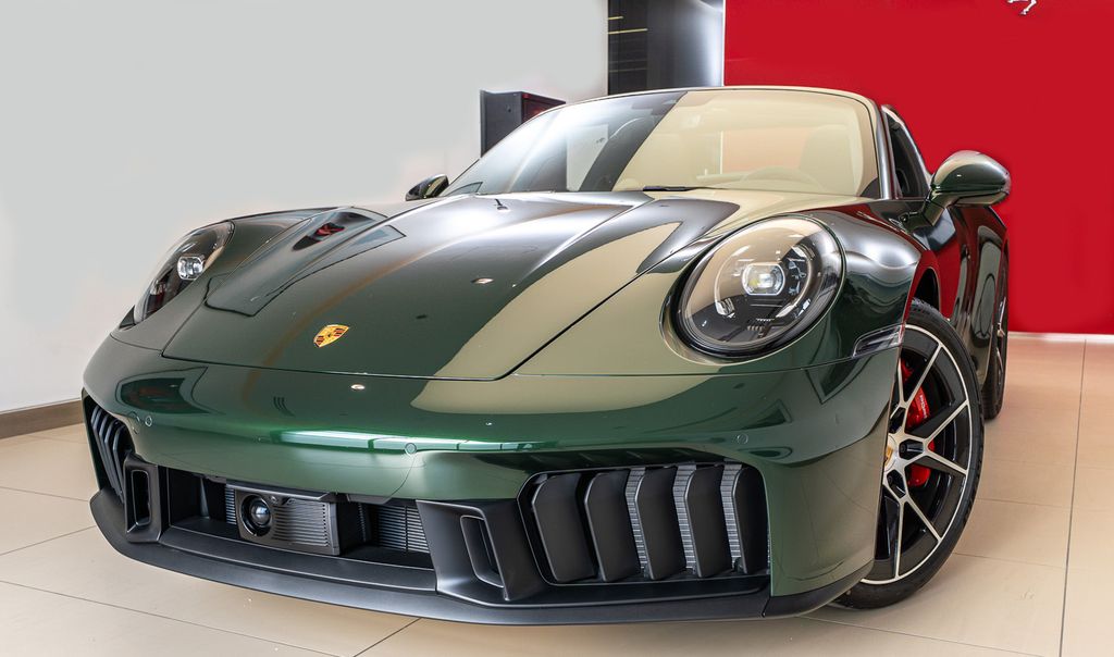 2026 Porsche 911 GTS