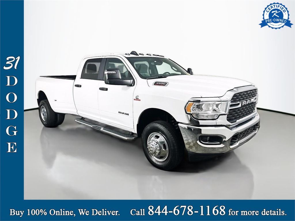 2024 RAM 3500 Big Horn Crew Cab LB DRW 4WD