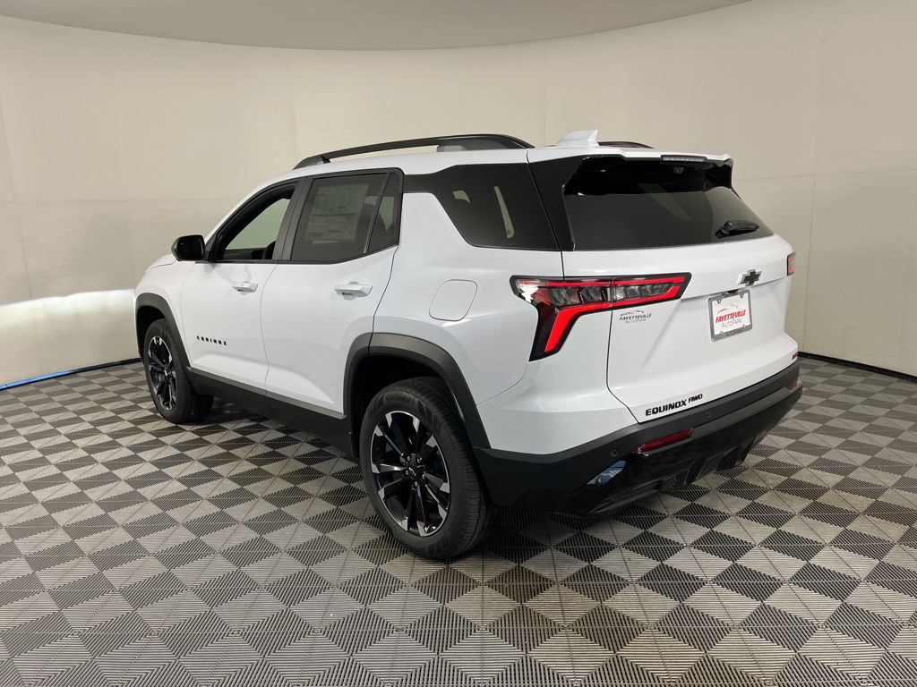 Thumbnail: 2026 Chevrolet Equinox - 3