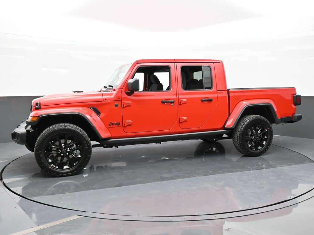 Used 2024 Jeep Gladiator Nighthawk with VIN 1C6HJTAG1RL128649 for sale in Miami, FL