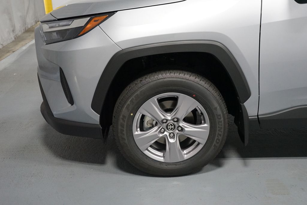 Thumbnail: 2025 Toyota RAV4 - 5