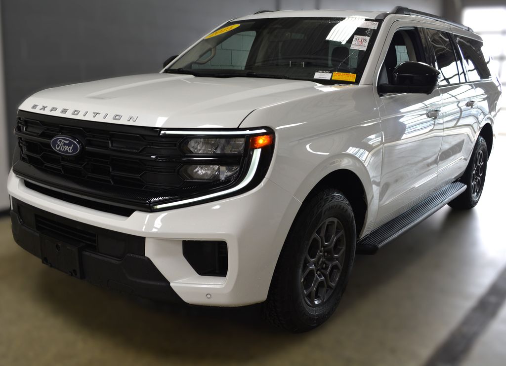 2025 Ford Expedition Max Active