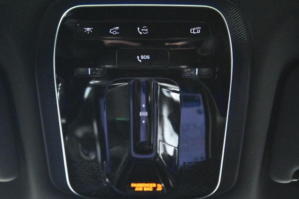 Thumbnail: 2024 Mercedes-Benz C-Class - 22