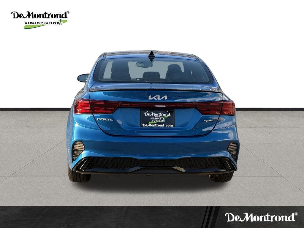 Used 2023 Sporty Blue Kia GT-Line image 6