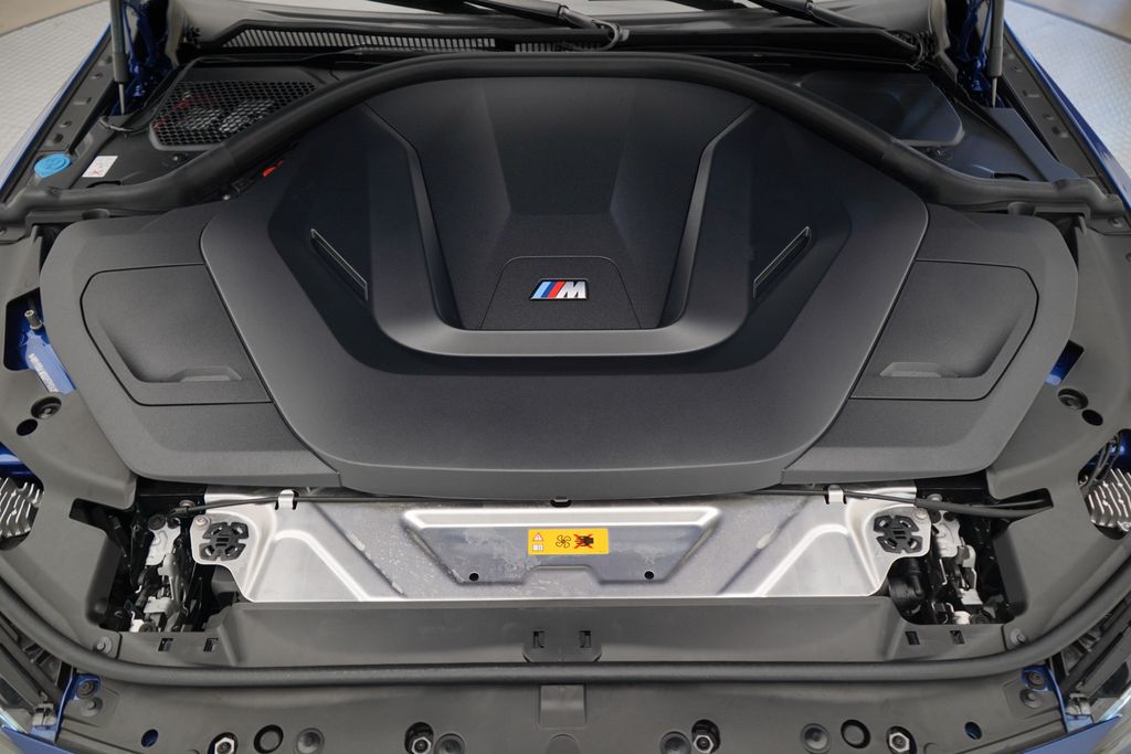 Thumbnail: 2023 BMW i4 - 13