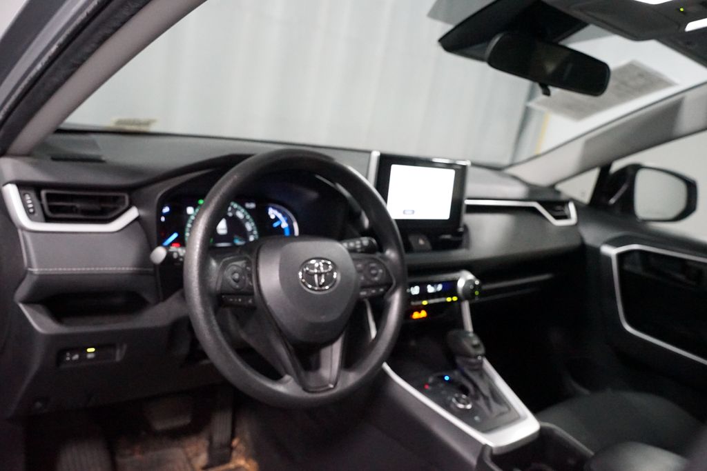 Thumbnail: 2024 Toyota RAV4 - 7