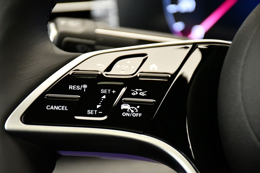 Thumbnail: 2026 Mercedes-Benz GLE - 23