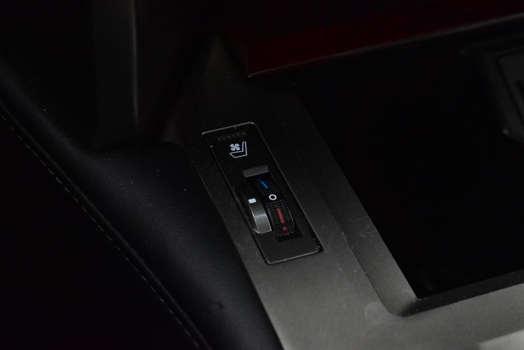 Thumbnail: 2015 Lexus GX - 22