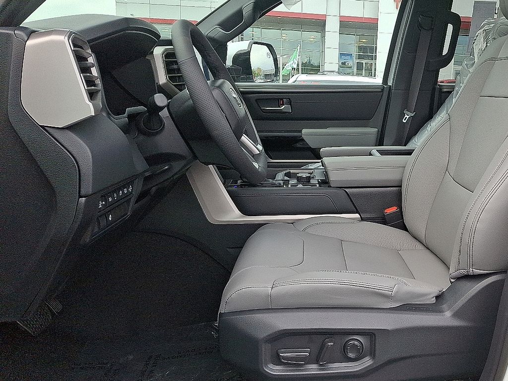 Thumbnail: 2026 Toyota Tundra - 6