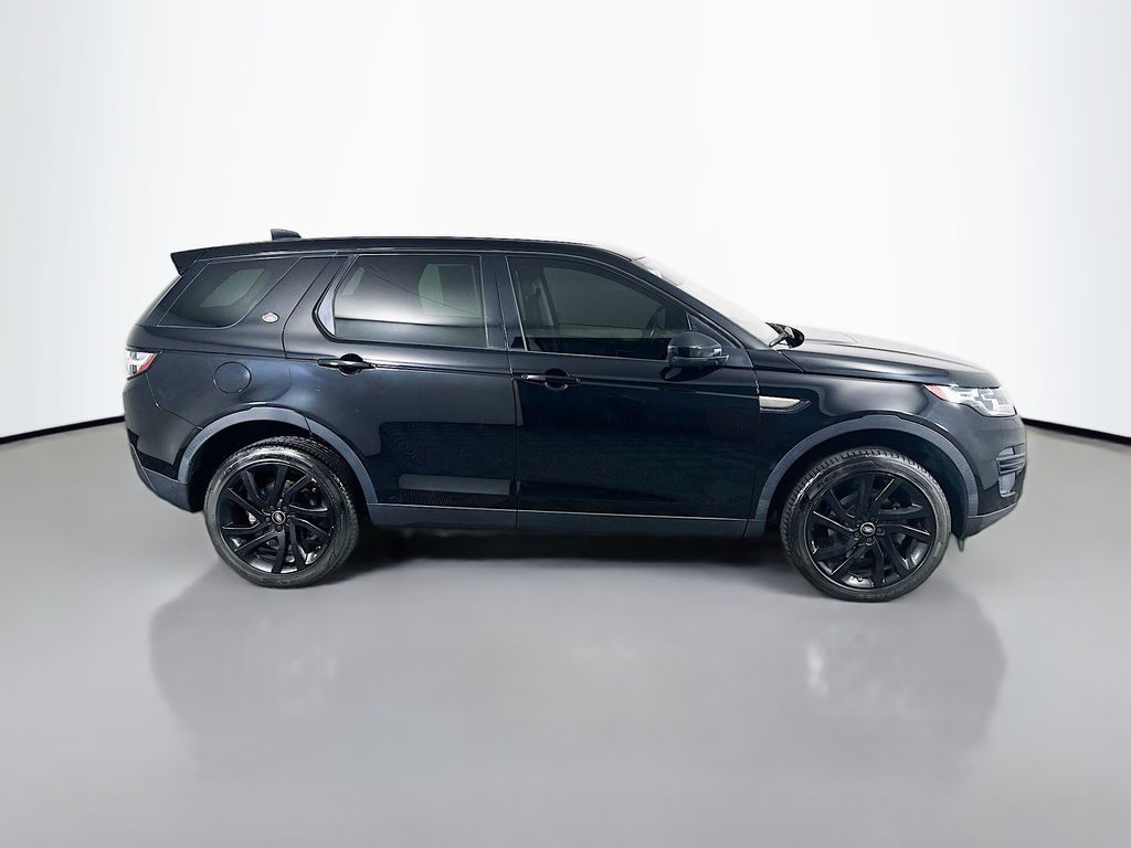 Used 2018 Black Land Rover SE image 8