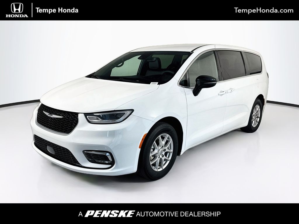 Thumbnail: 2025 Chrysler Pacifica - 1