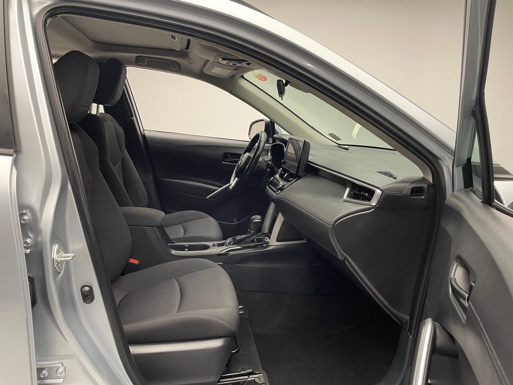 Thumbnail: 2023 Toyota Corolla Cross - 20