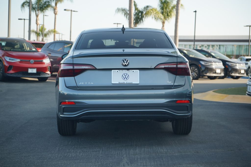 2024 Volkswagen Jetta 1.5T SE 4