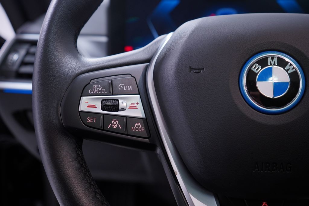 2024 BMW i4 eDrive40 20