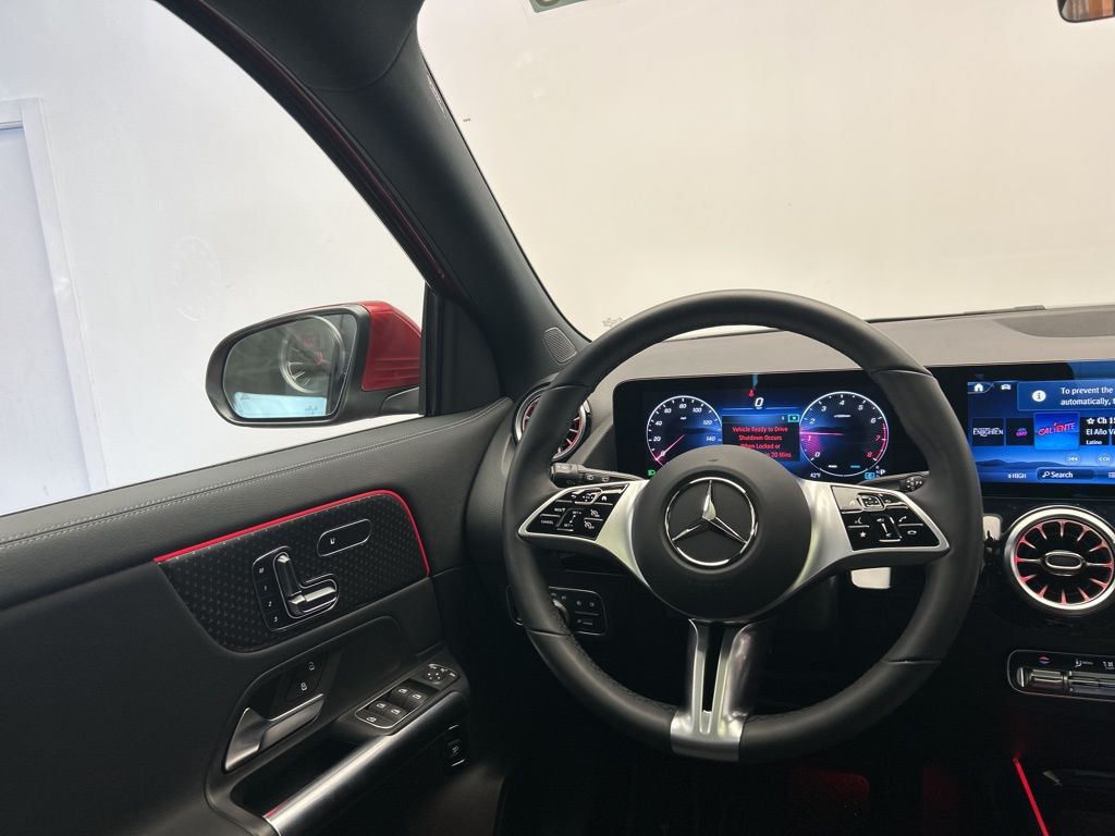 Thumbnail: 2025 Mercedes-Benz GLA - 24