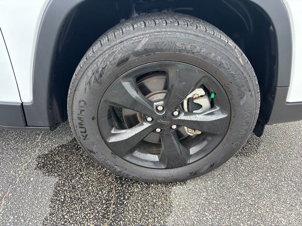 Used 2023 Jeep Cherokee SUV