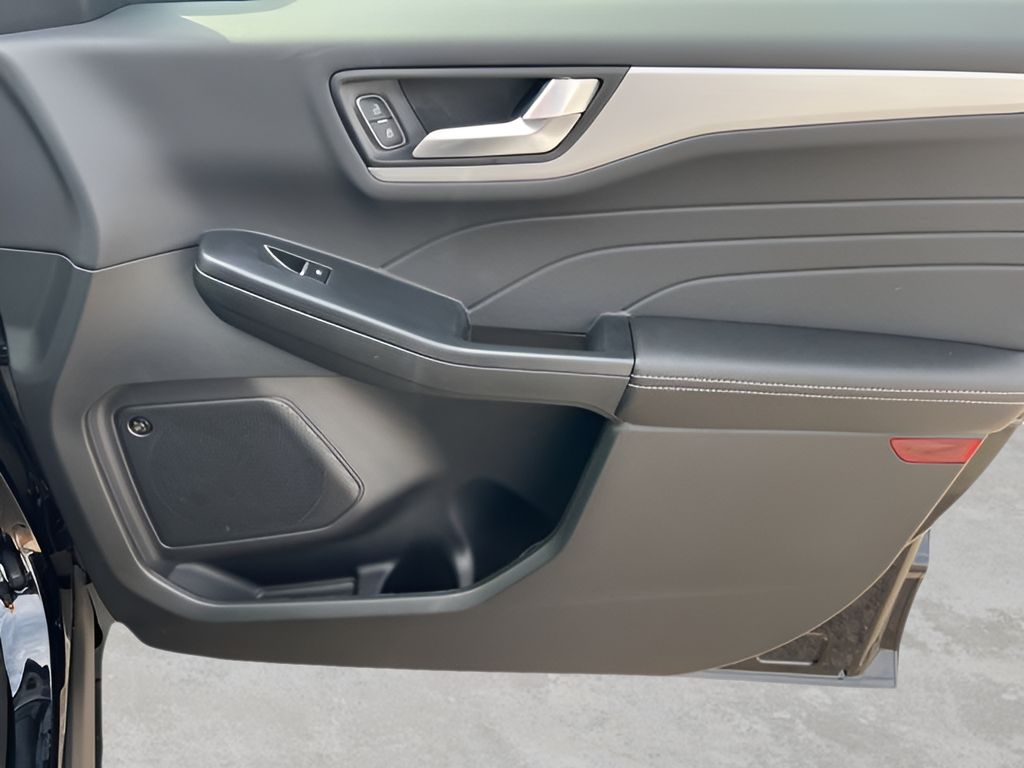 2026 Ford Escape Hybrid