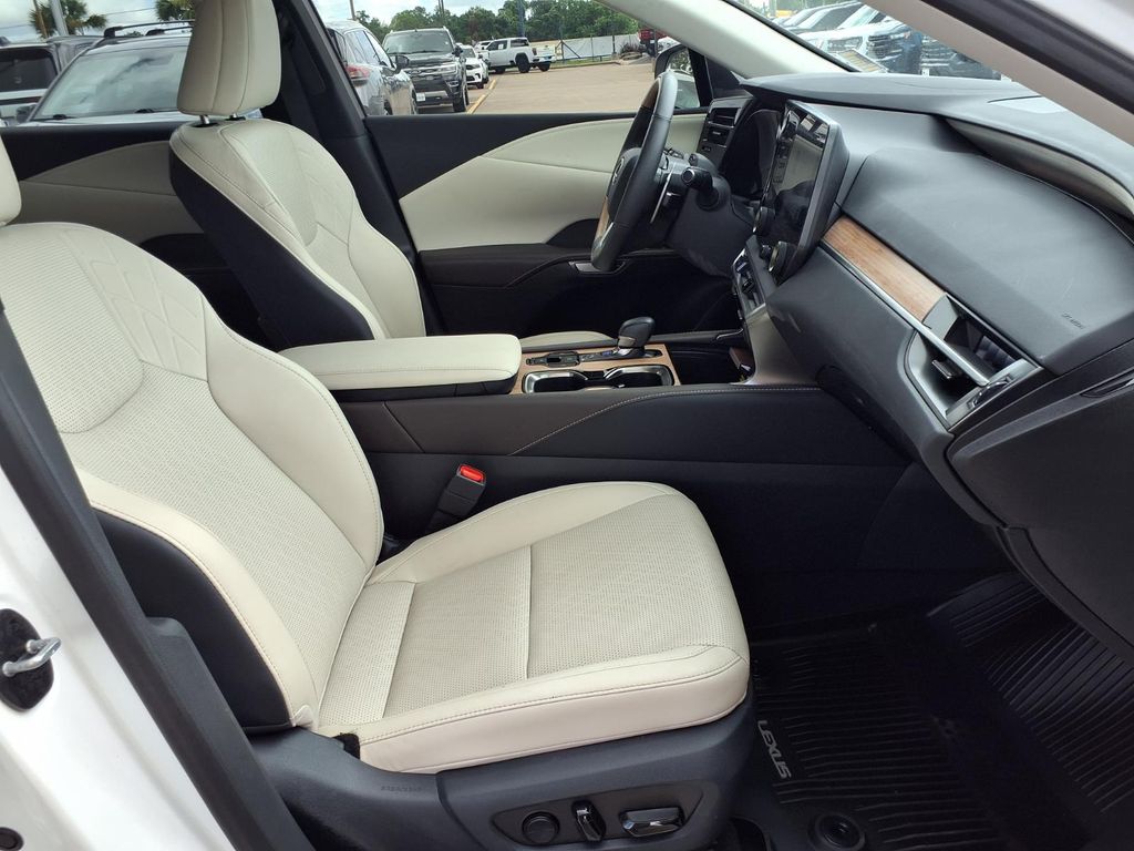 2025 Lexus RX 350 Premium Plus White at Westside Lexus