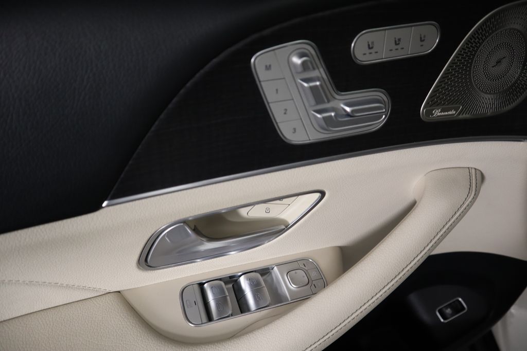 2021 Mercedes-Benz GLS 450 4MATIC 24