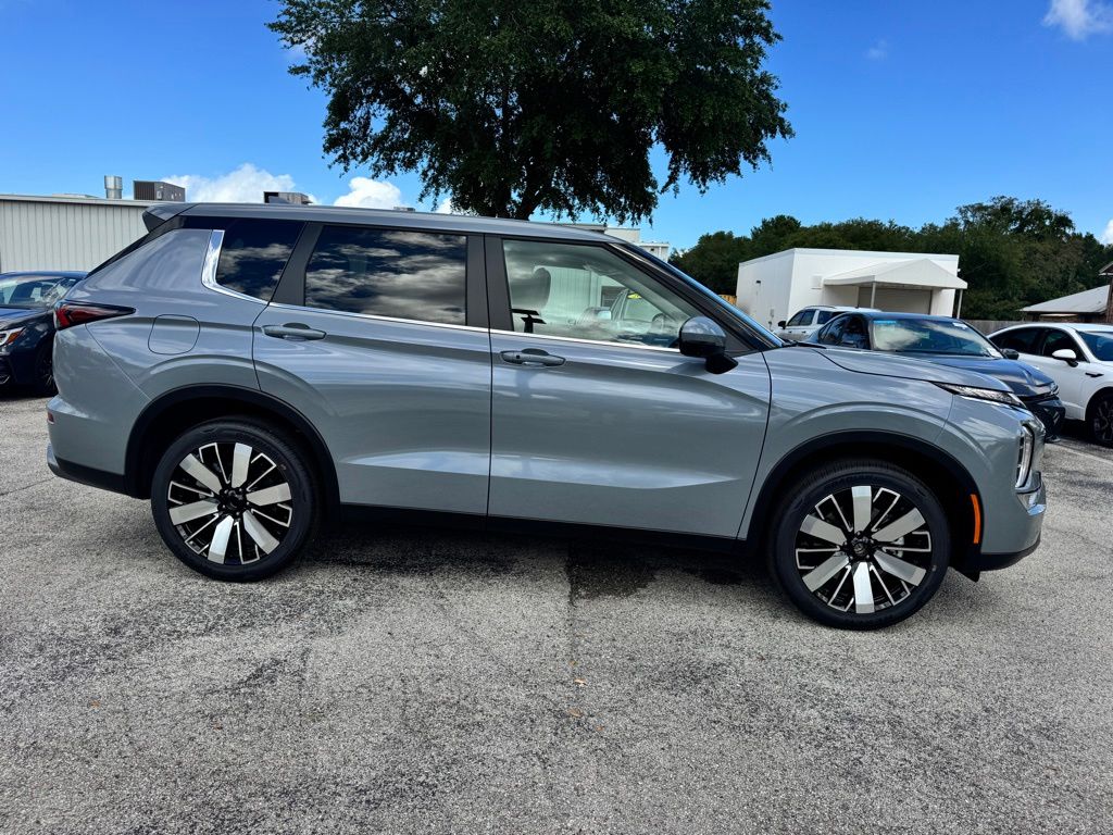 New 2026 Mitsubishi Outlander SUV