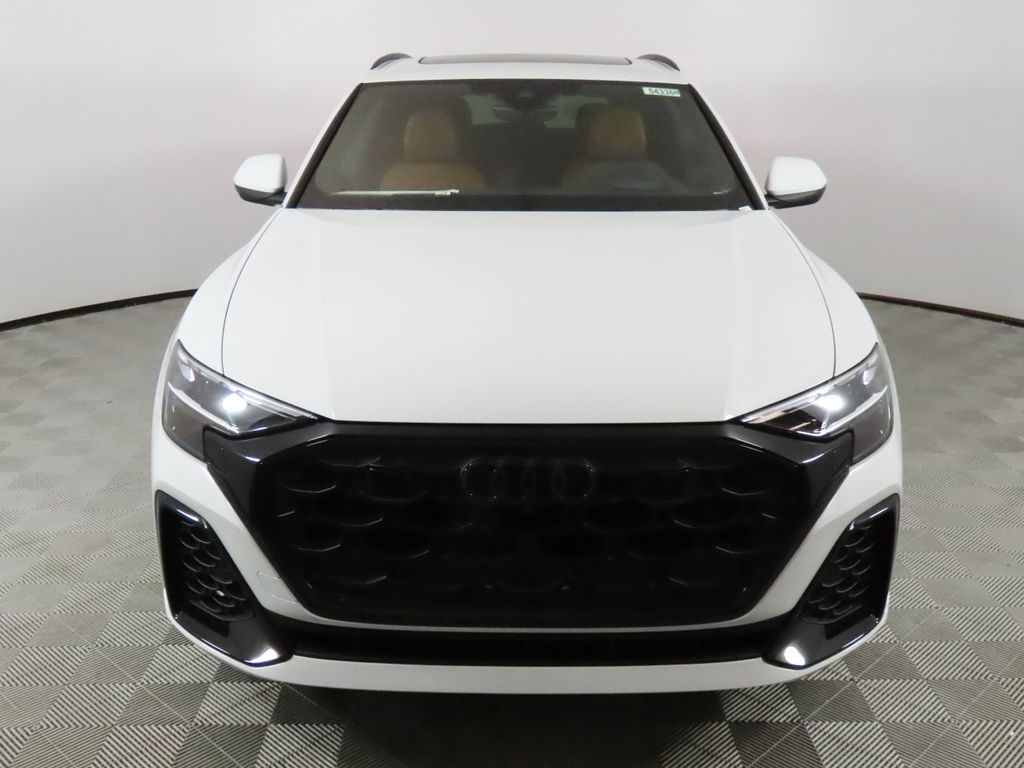 Thumbnail: 2026 Audi Q8 - 8