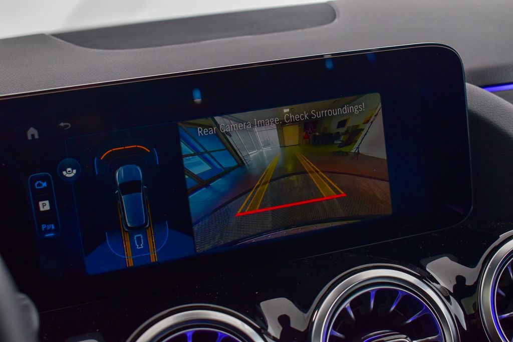 Thumbnail: 2026 Mercedes-Benz GLA - 17