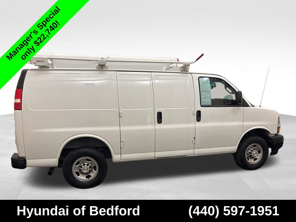2023 Chevrolet Express 2500 Work Van - Image 4