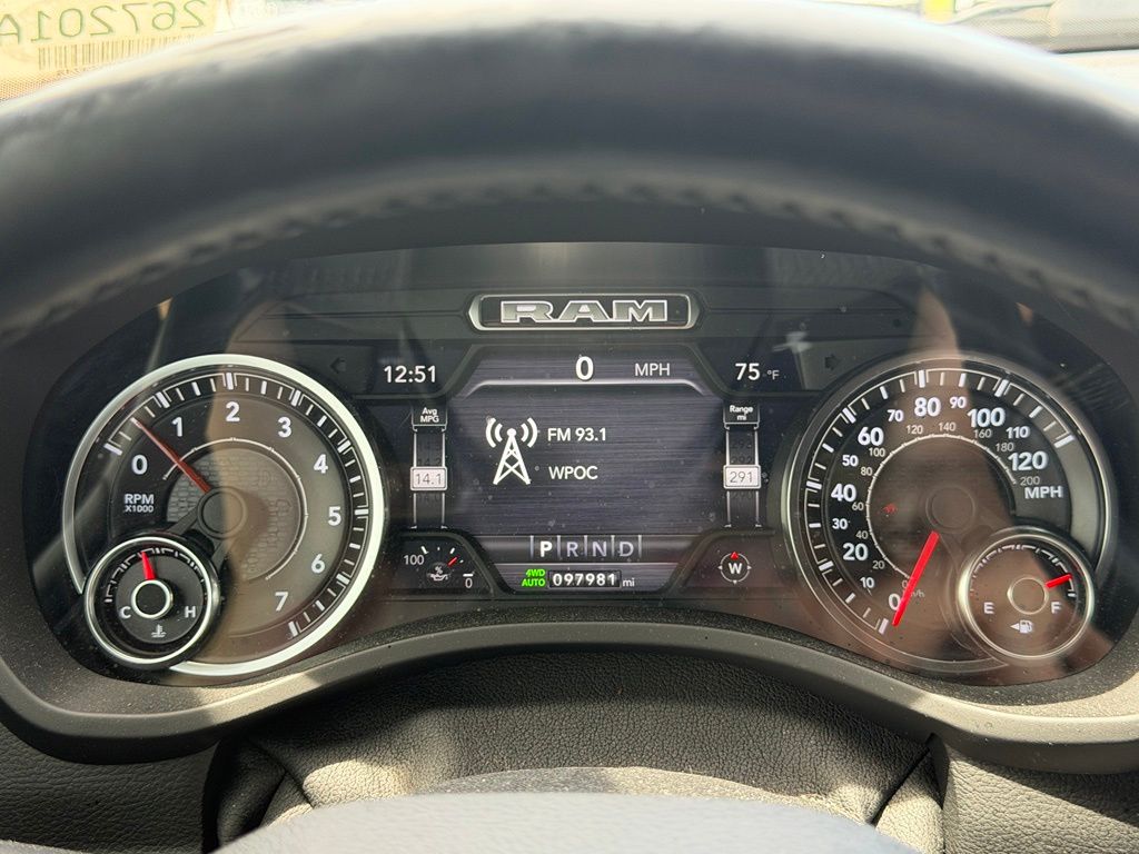 2019 Ram 1500 Big Horn/Lone Star Crew Cab 4x4 5'7" Box