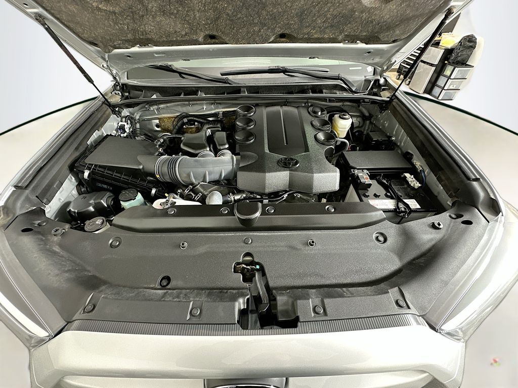 2024 Toyota 4Runner SR5 30