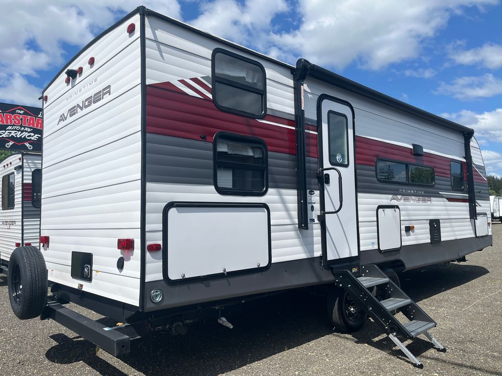 2025 White Prime Time Avenger 27DBS Travel Trailer