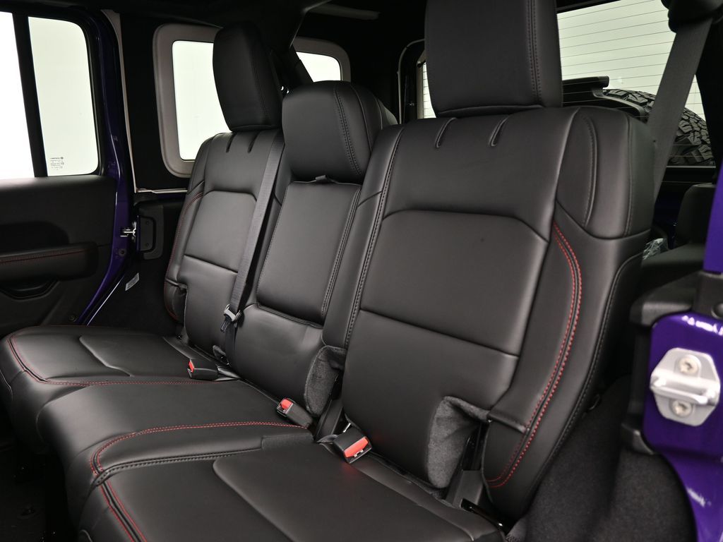 New 2026 reign Jeep Rubicon X image 30