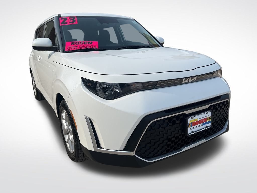 2023 Kia Soul S photo