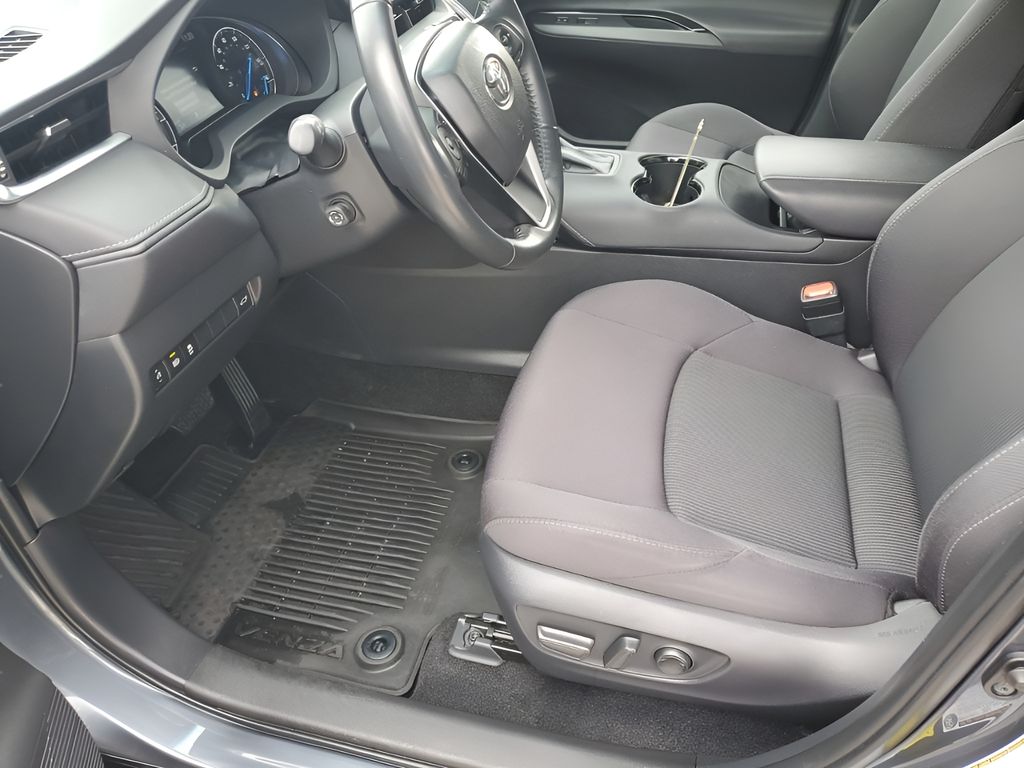 Used Car 2024 Toyota Venza  Le For Sale Under $40,000 In Austin, Texas