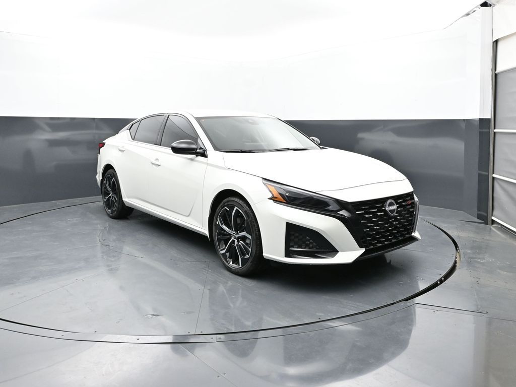 2026 Nissan Altima 2.5 SR