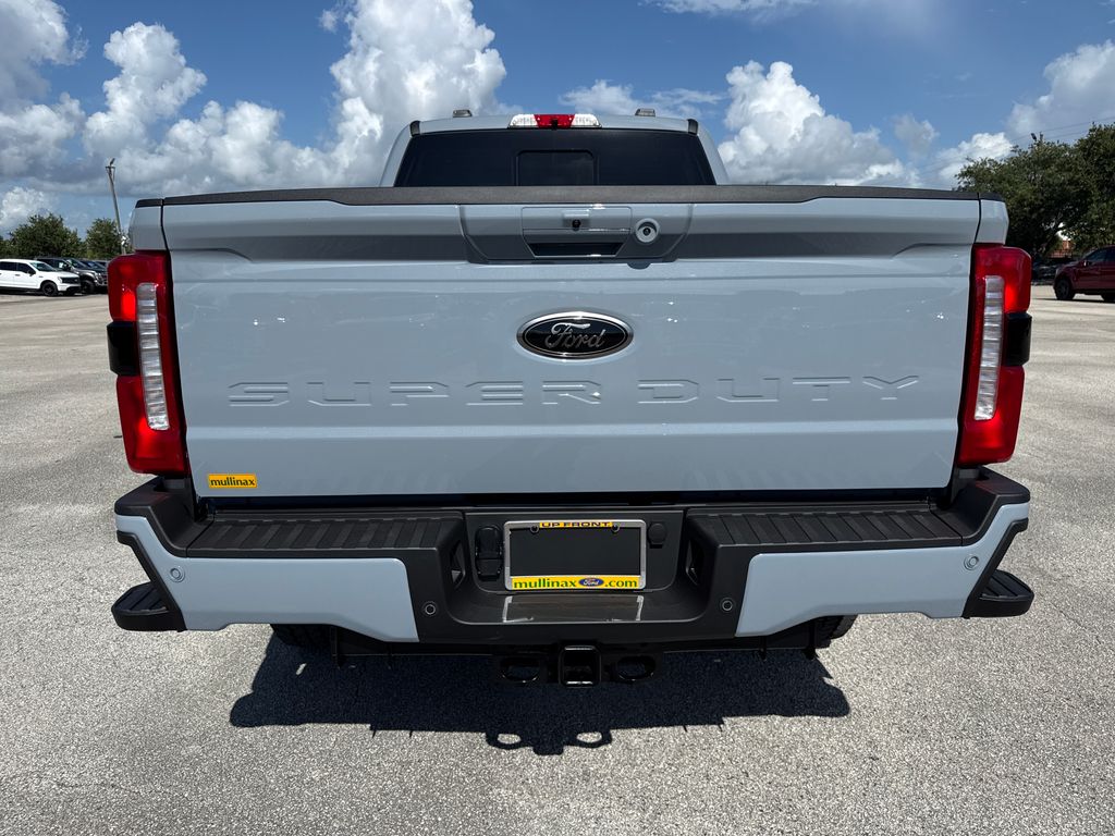2026 Gray Metallic Ford Super Duty F-250 SRW Lariat 4X4 Truck