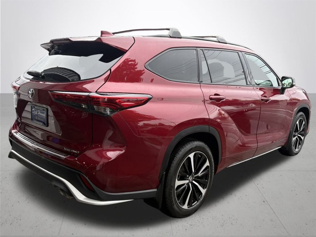 2022 Toyota Highlander XSE