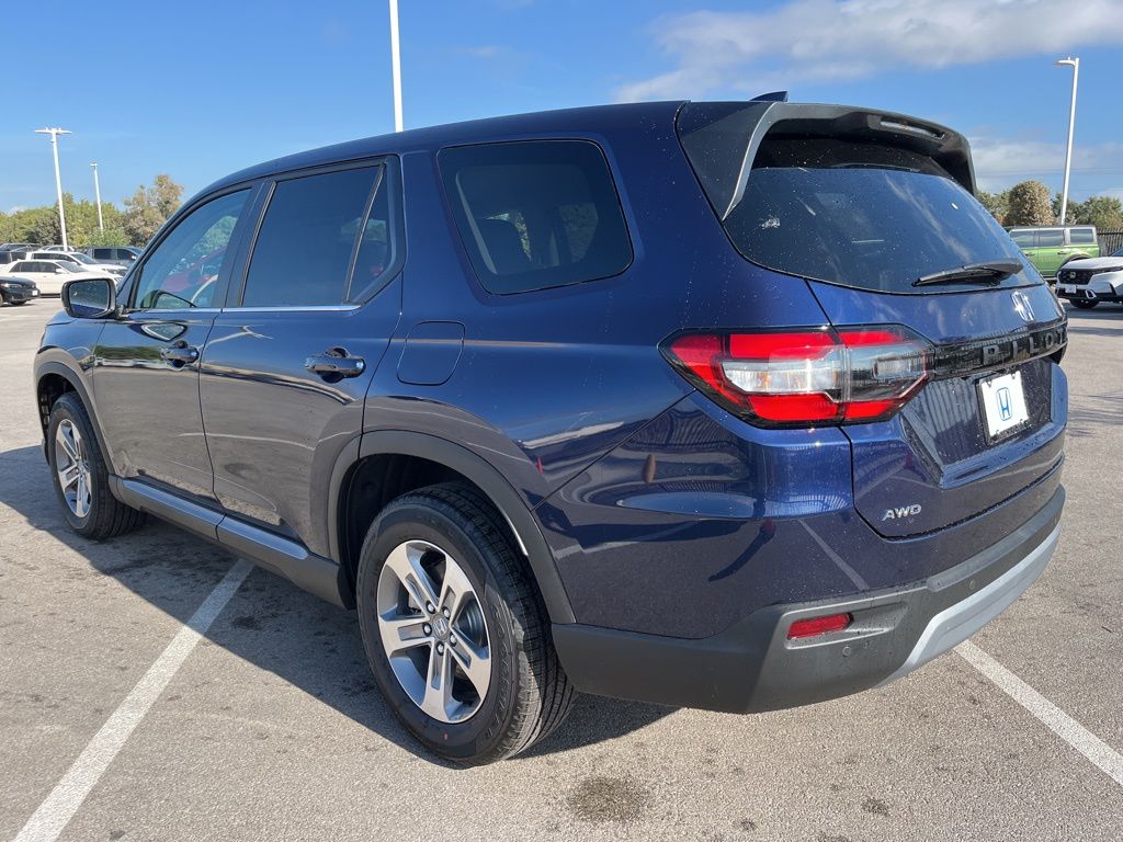 Thumbnail: 2025 Honda Pilot - 4
