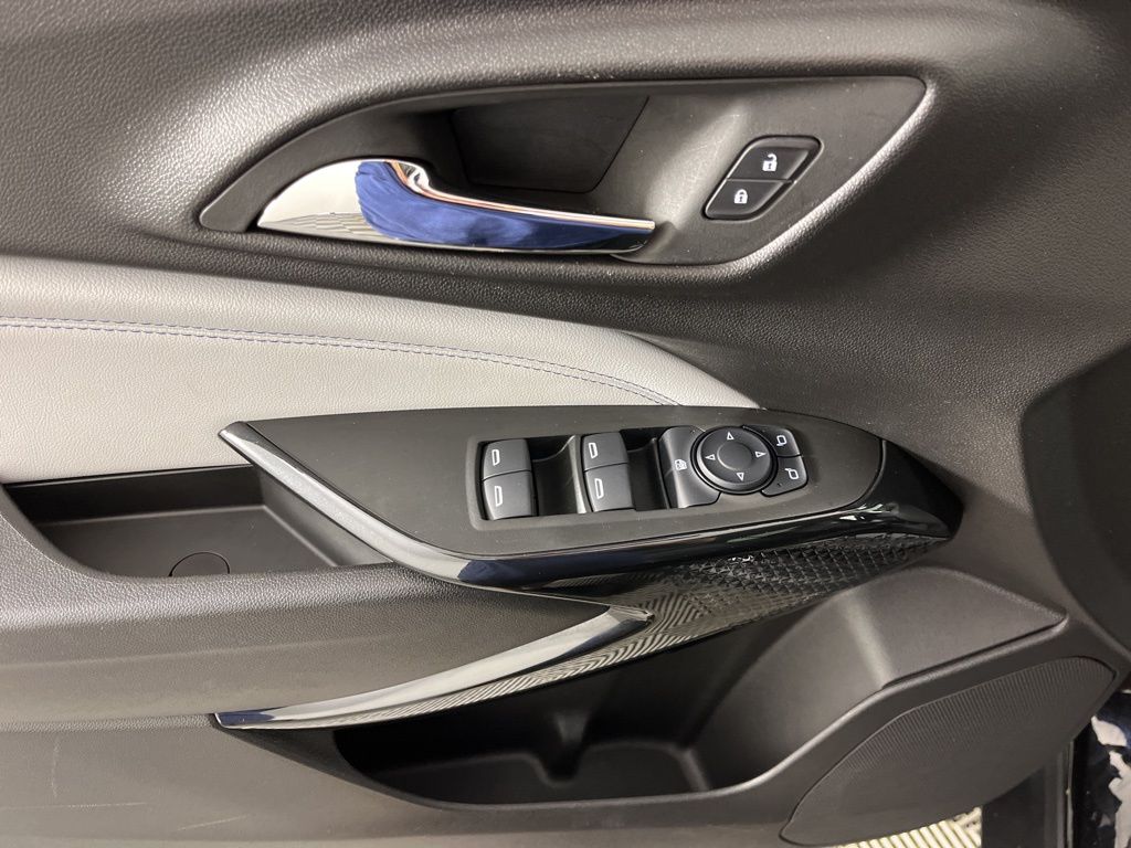 2024 Chevrolet Trax LT 25