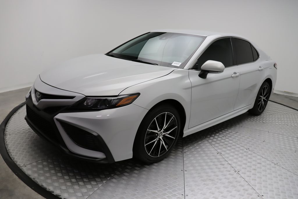 2024 Toyota Camry SE -
                West Palm Beach, FL